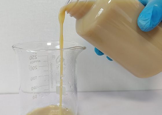 Bon prix L'agent de dimensionnement de surface acrylique de styrène cationique JH 611 améliore l'hydrophobie et la résistance aux liaisons croisées dans la production de papier et de carton en ligne